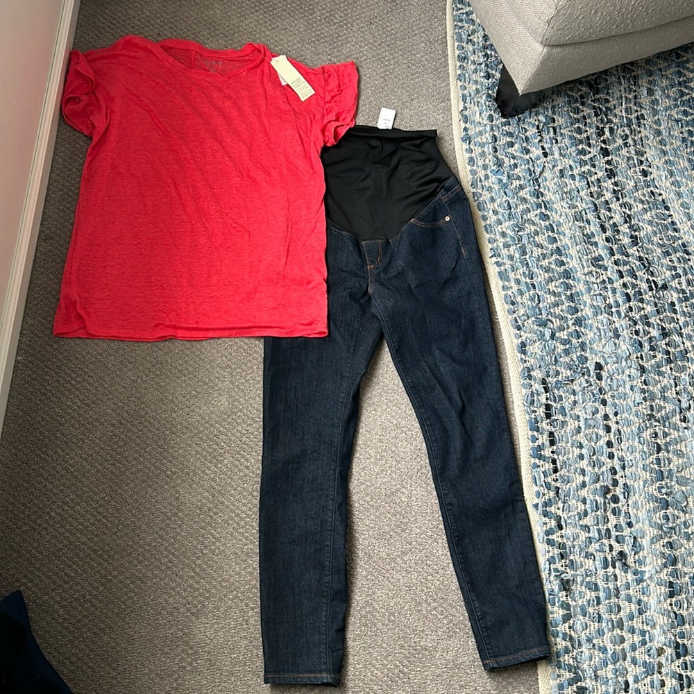 Brand new loft maternity jeans and linen top (size 4 and XS)